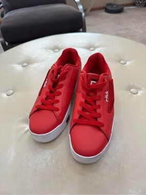 Fila Women’s Sz. 11 Shoe